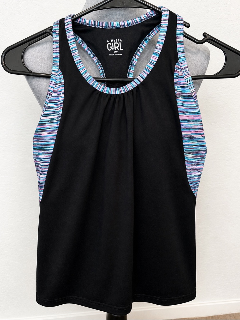 Athleta Girl Racerback Tank Top Built In Bra Black Multicolor Trim Size L 12